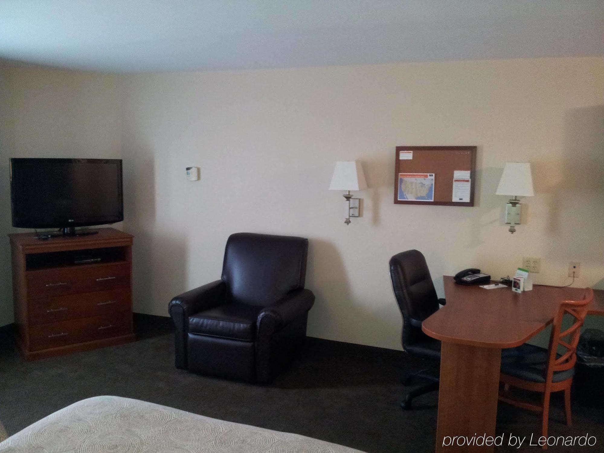 Candlewood Suites Fredericksburg By Ihg Exterior foto