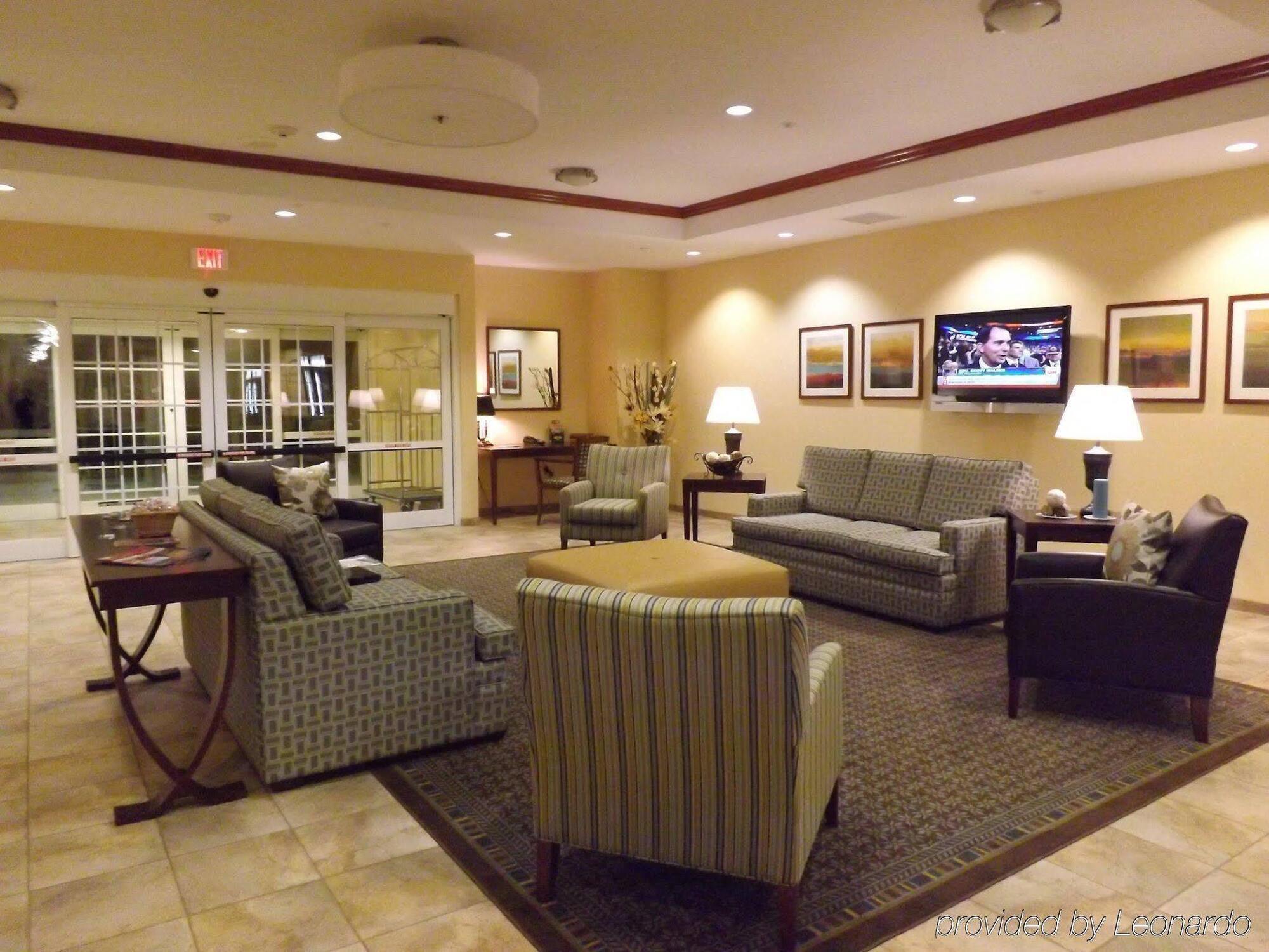 Candlewood Suites Fredericksburg By Ihg Exterior foto
